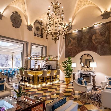 פירנצה Golden Tower Hotel & Spa מראה חיצוני תמונה The lobby of the hotel
