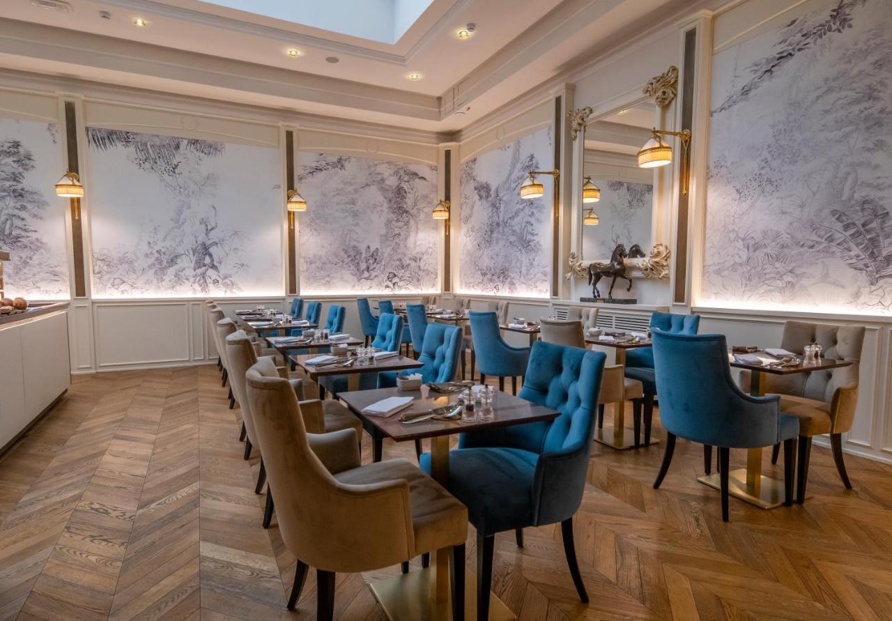 פירנצה Golden Tower Hotel & Spa מראה חיצוני תמונה The restaurant at The Ivy Temple Row