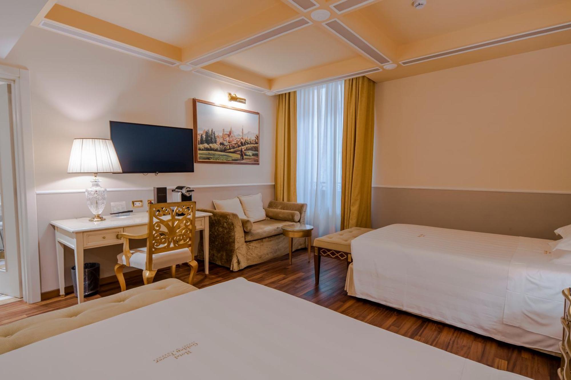 פירנצה Golden Tower Hotel & Spa מראה חיצוני תמונה A room at the hotel